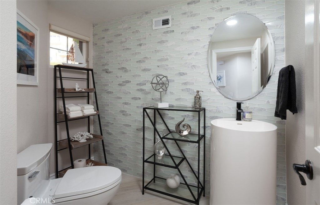 6 Tidal Surf Property Photo 35