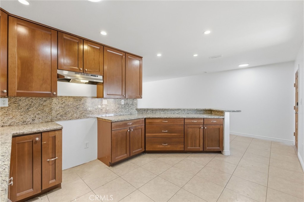 874 Osage Street Property Photo 10