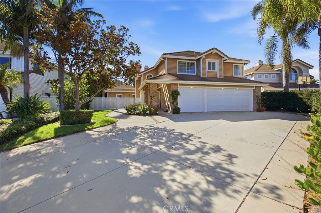 733 Avenida Azor Property Photo 1