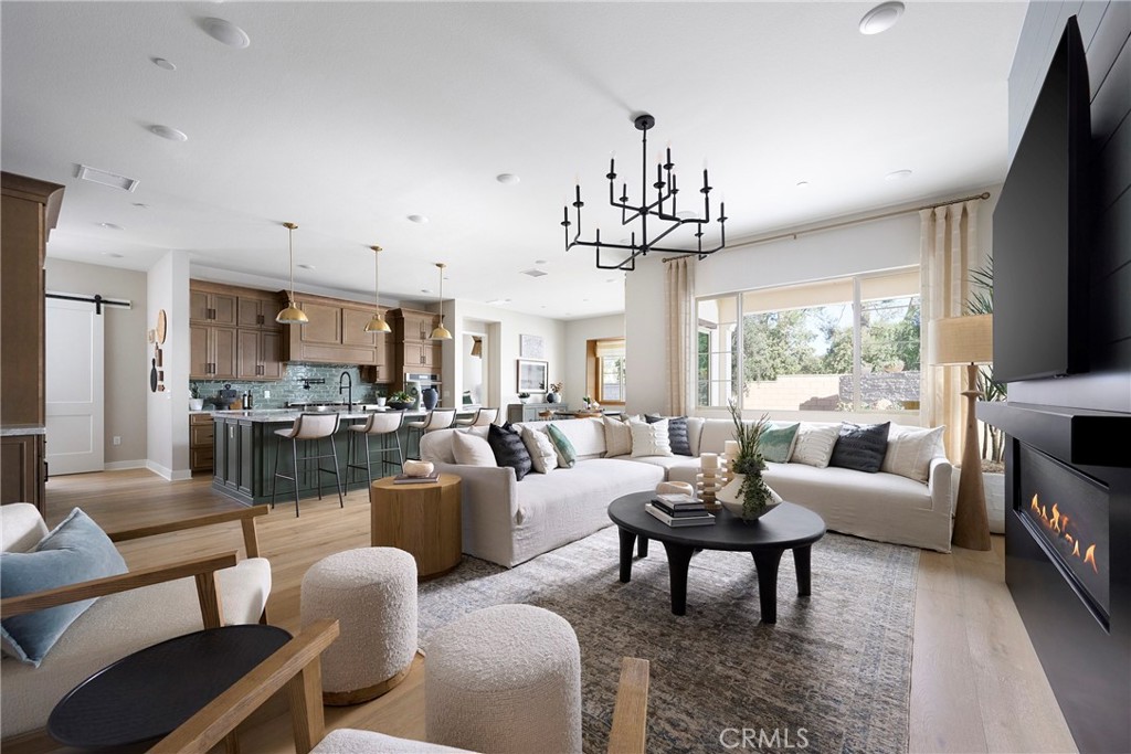 1110 Zen Circle Property Photo 9