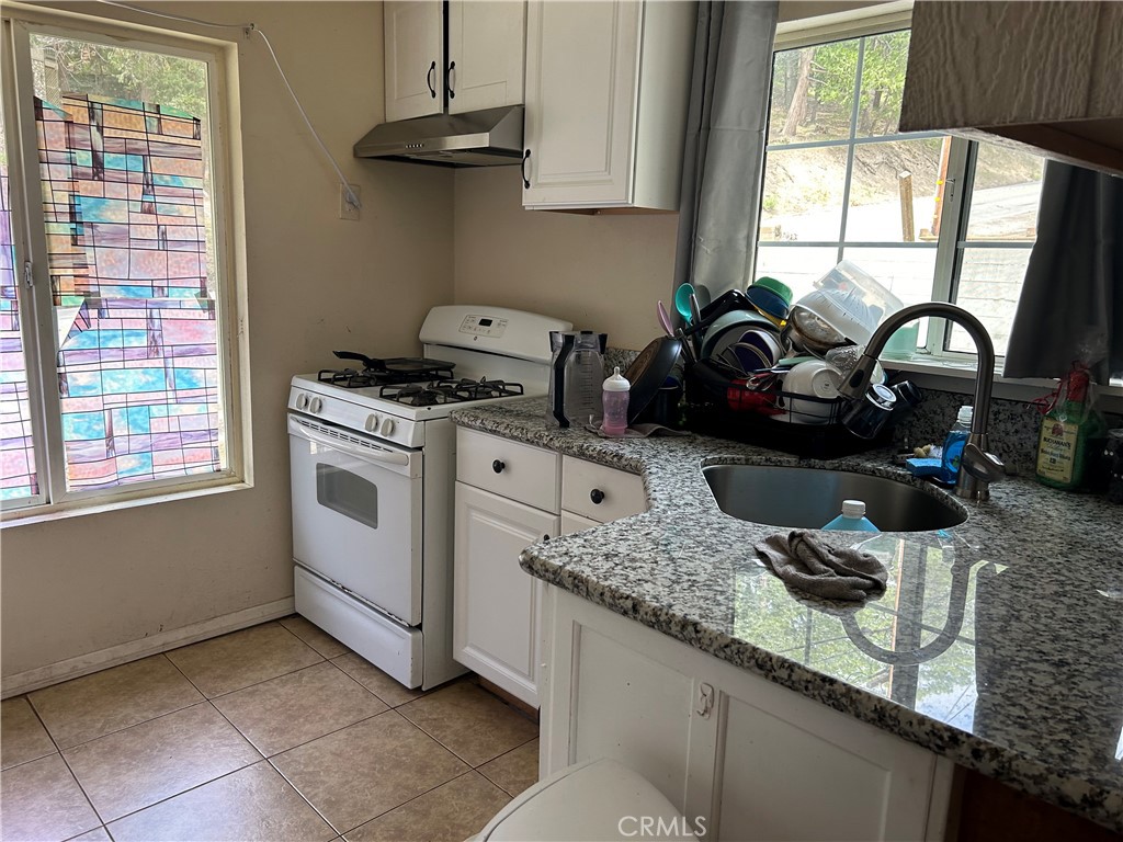 29228 Hook Creek Property Photo 5