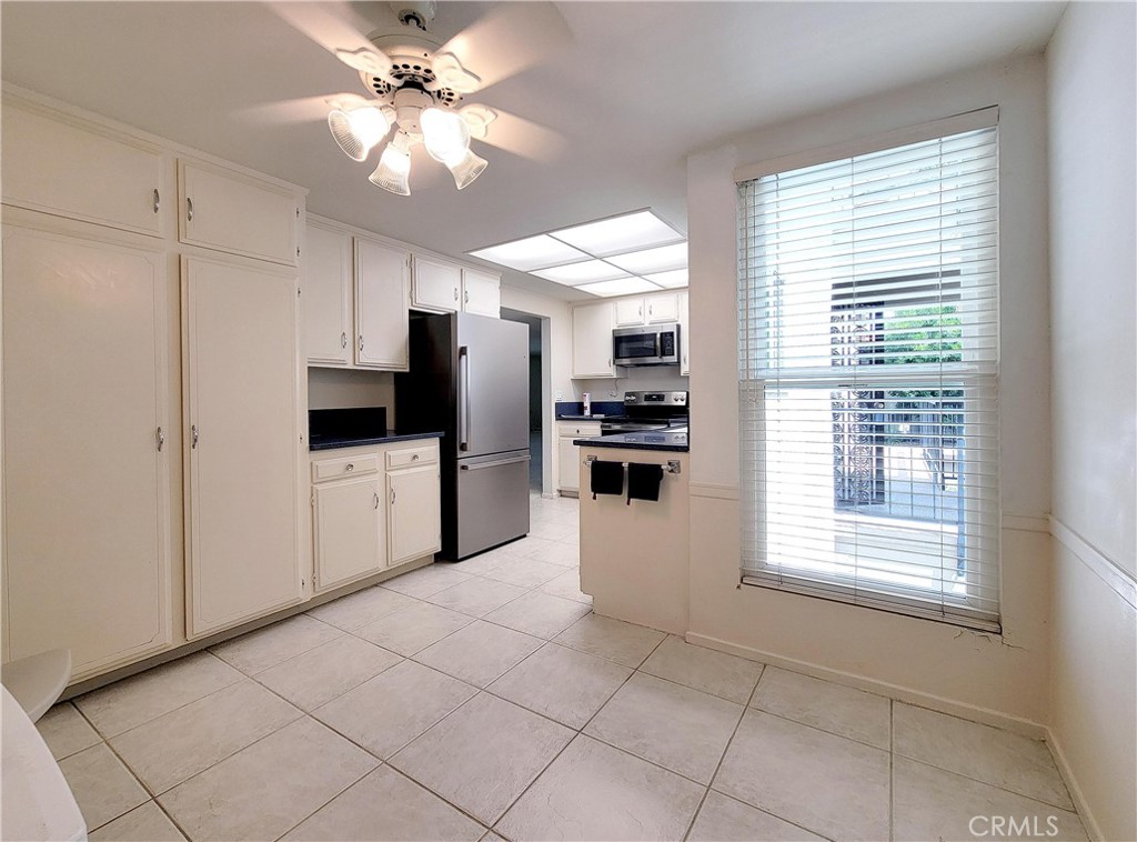 3244 San Amadeo 2h Property Photo 13