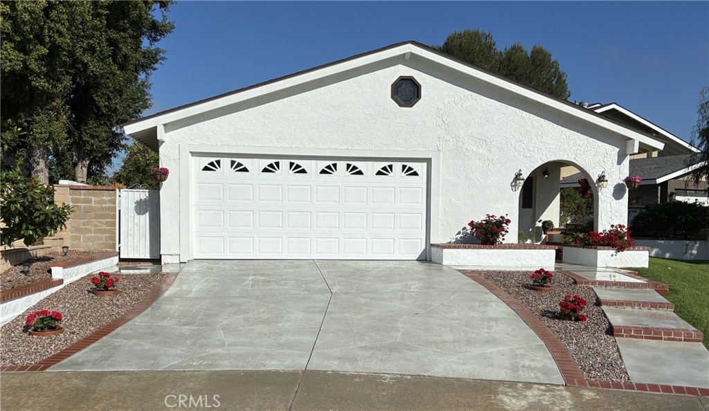 28375 Ronea Property Photo 1