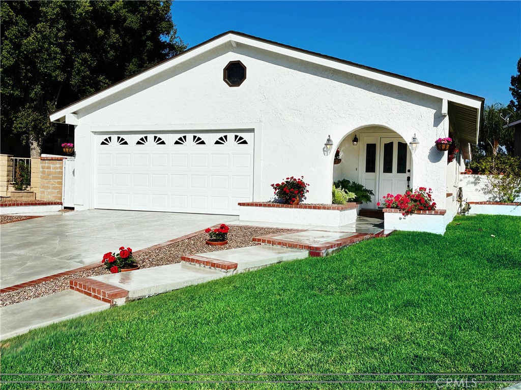 28375 Ronea Property Photo 2