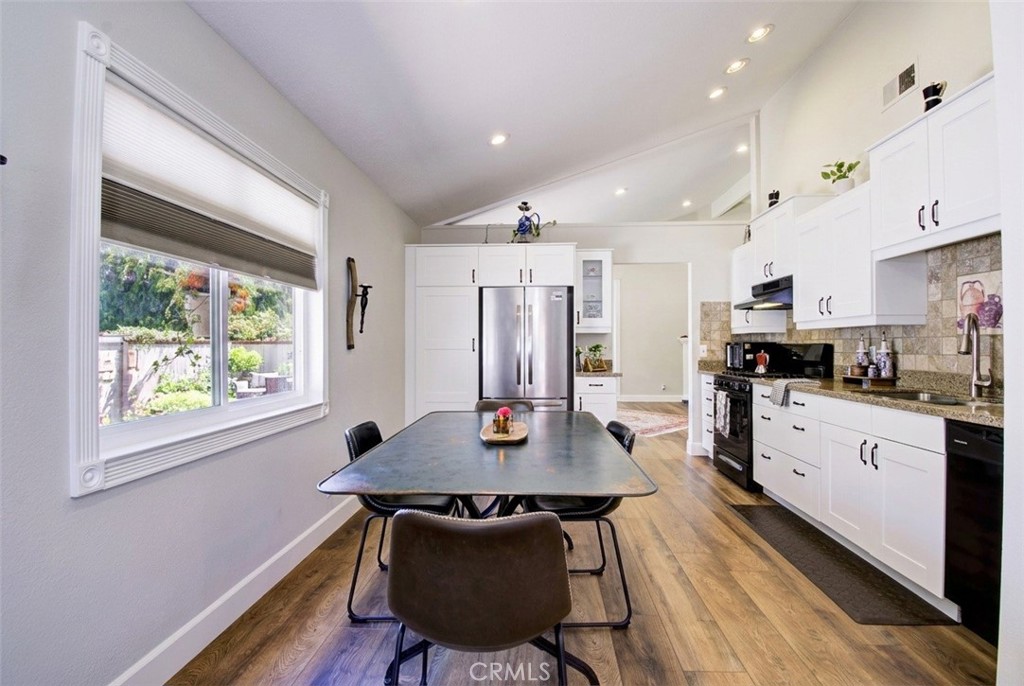 28375 Ronea Property Photo 10
