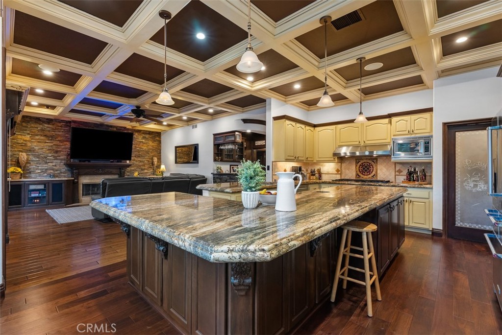 10 Thorn Oak Property Photo 9