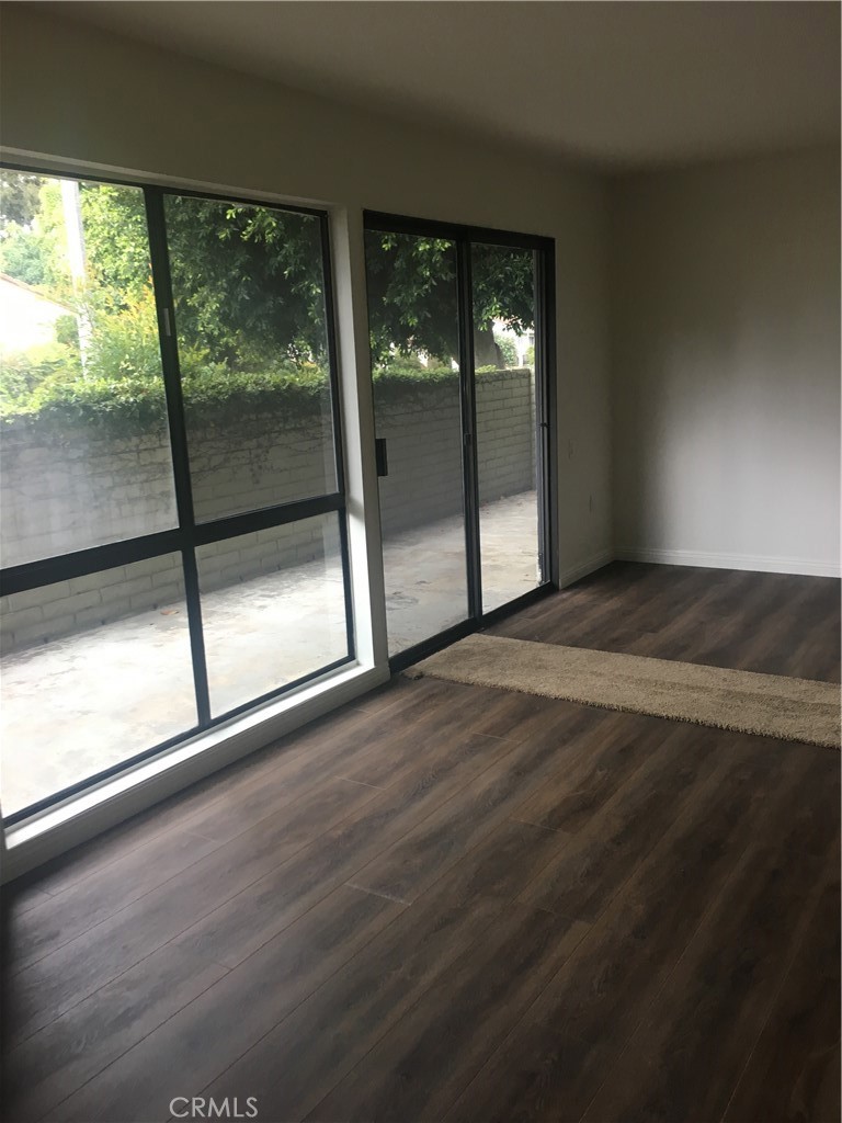 3167 Via Vista B Property Photo 5