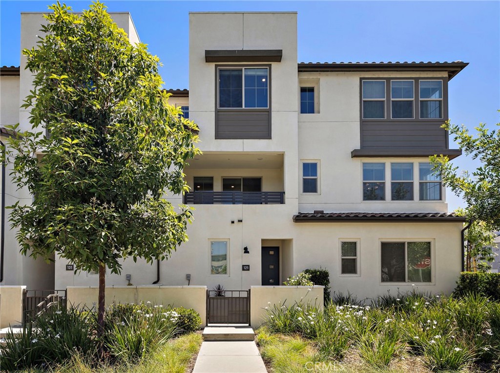 121 Graze Property Photo 1
