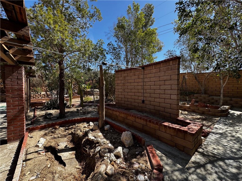 12030 Sumac Property Photo 12