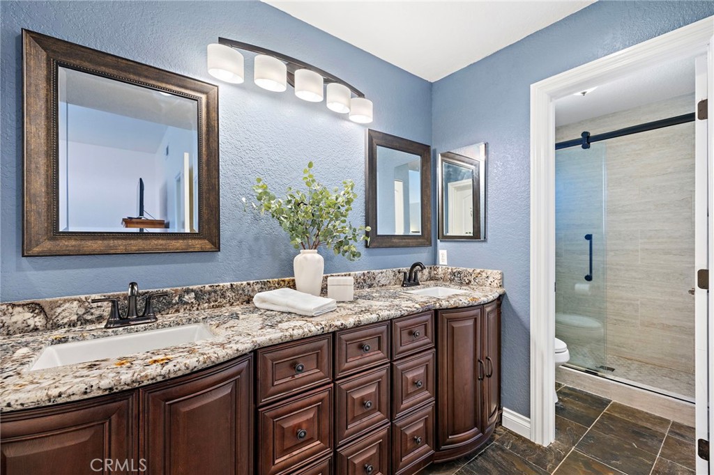 26002 Mckenna Court Property Photo 11