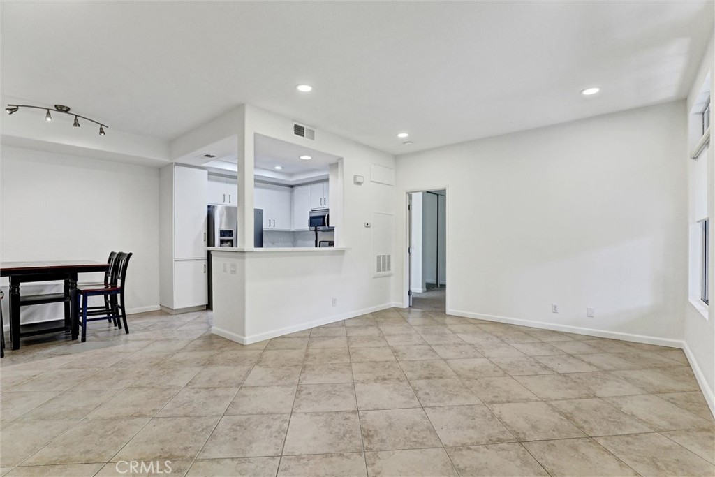 5 Cinnamon Teal Property Photo 7