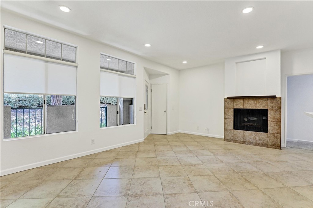 5 Cinnamon Teal Property Photo 9