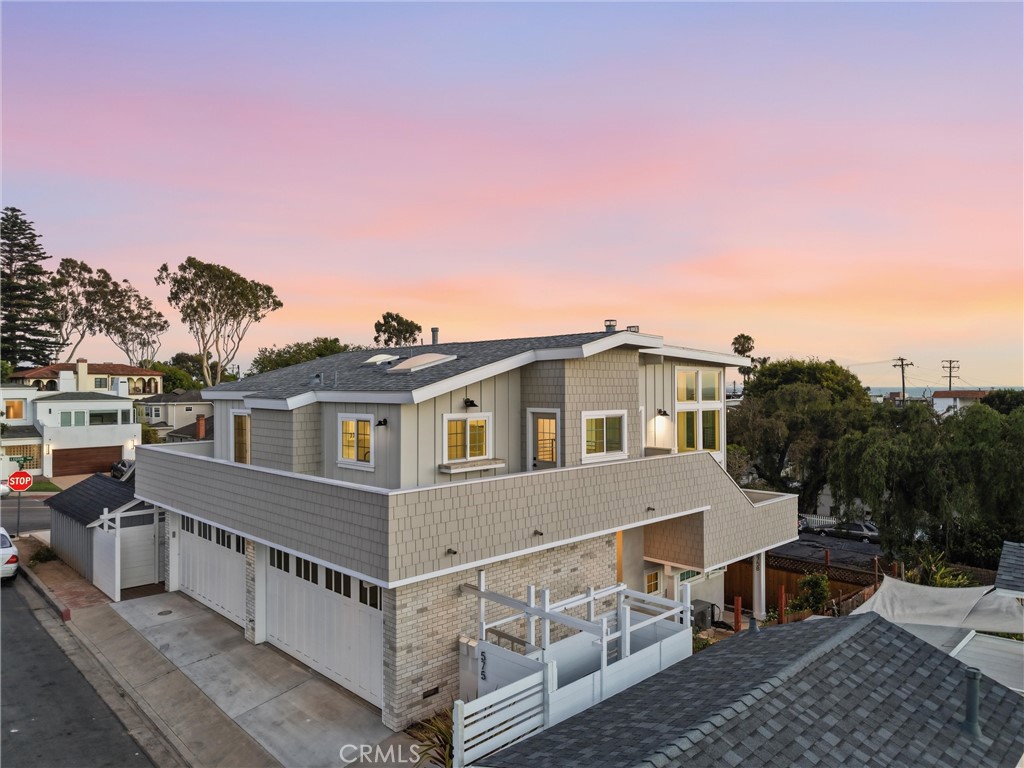 575 Through A Property Photo 4