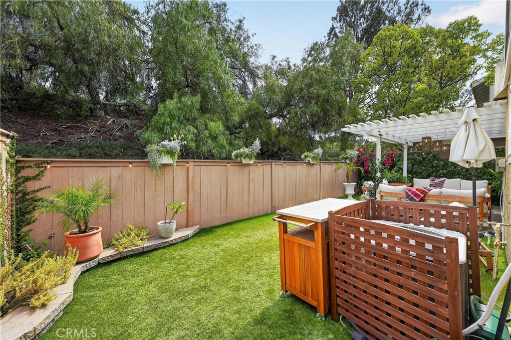 55 Sandalwood Property Photo 28