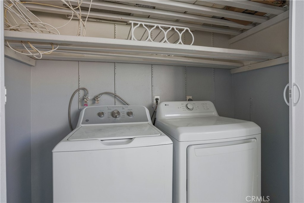23232 Orange Av 2 Property Photo 12