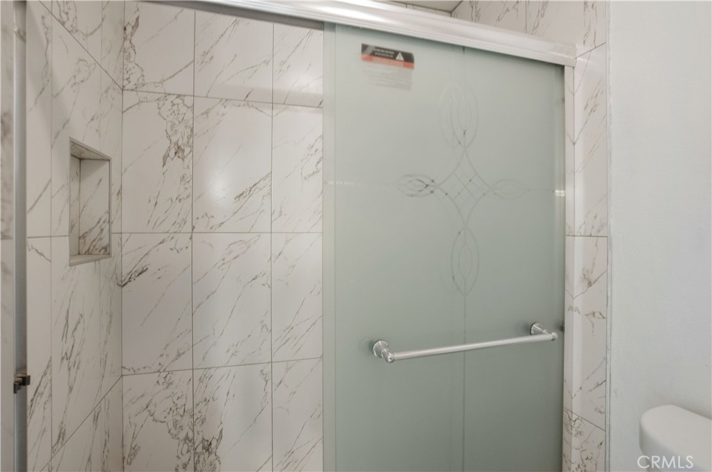 23232 Orange Av 2 Property Photo 18