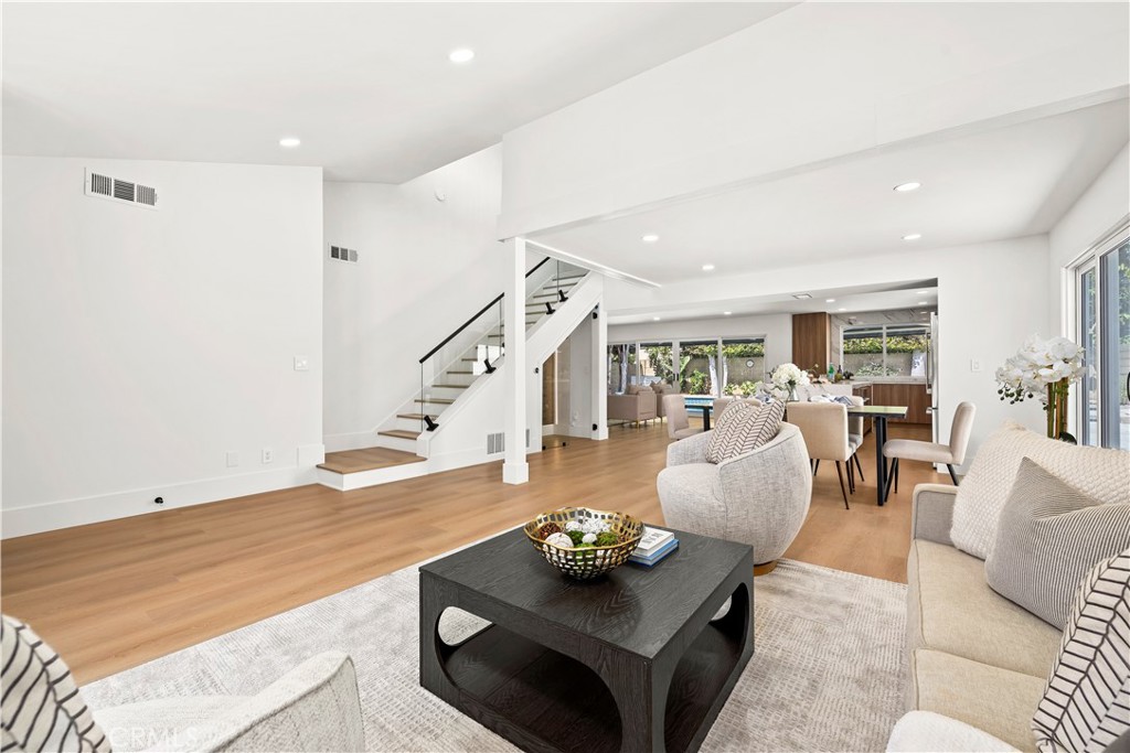 3368 California Property Photo 4