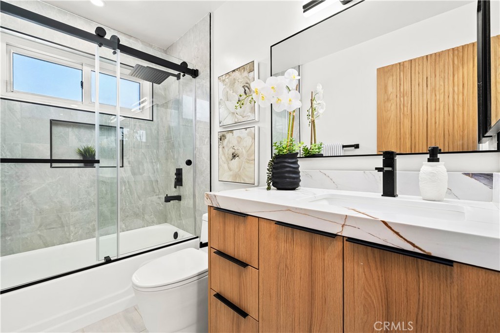 3368 California Property Photo 31