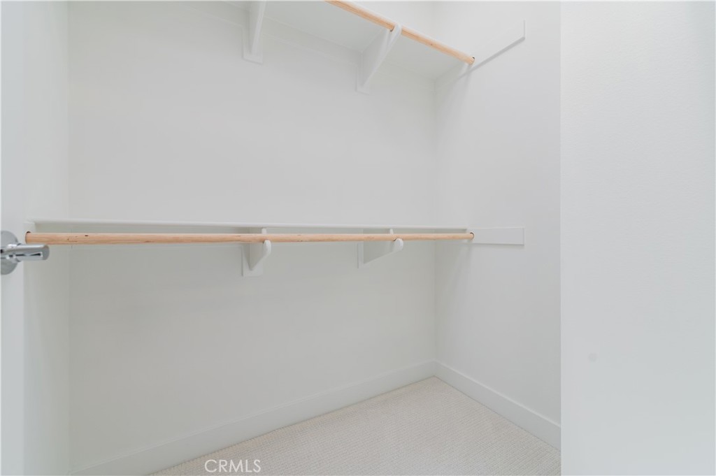 589 S Lyon St Property Photo 26