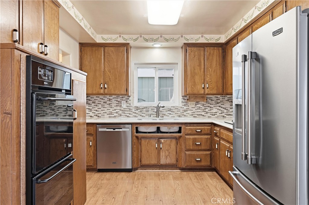 3209 S Pacific Avenue Property Photo 10