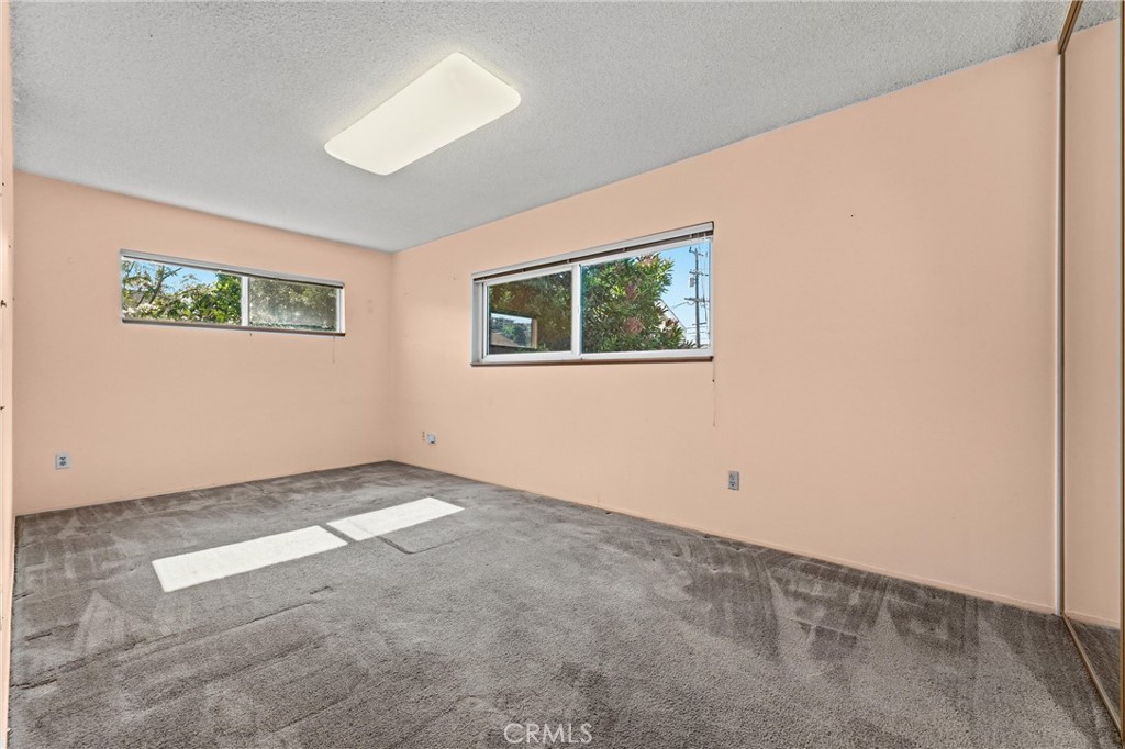 3209 S Pacific Avenue Property Photo 26