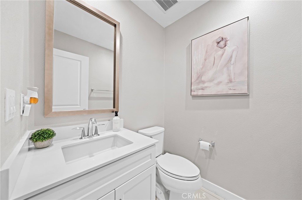 601 W Foothill Blvd 71 Property Photo 6