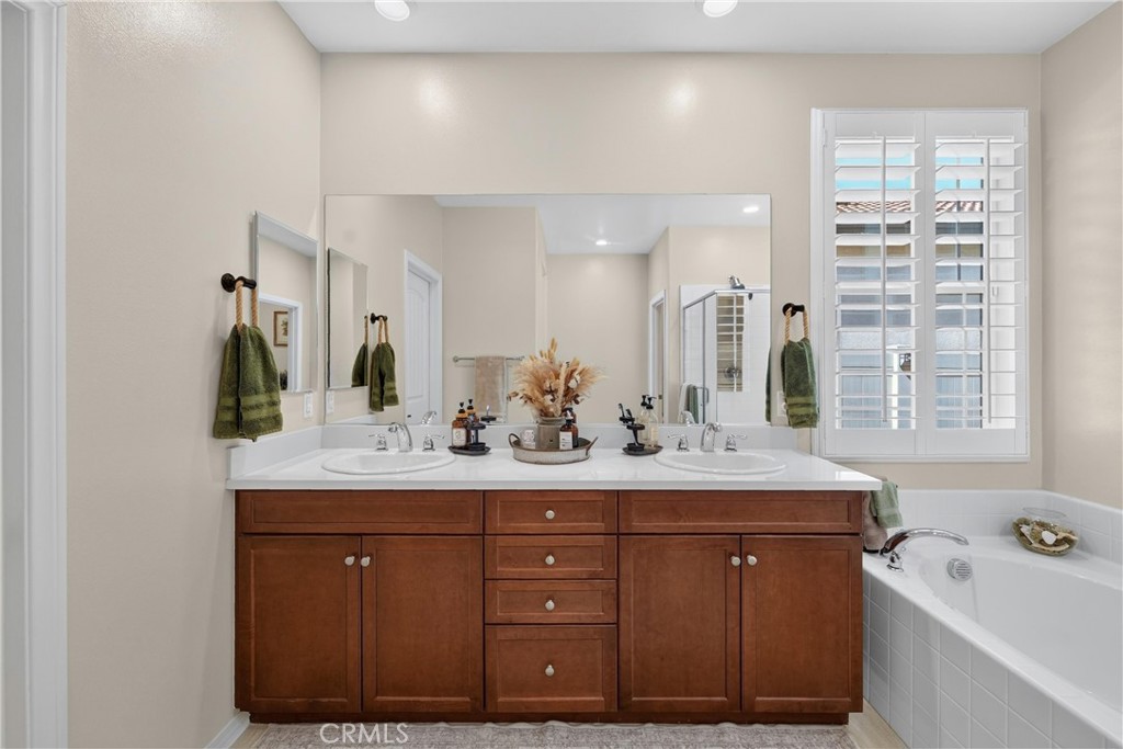 18035 Crabapple Court Property Photo 28