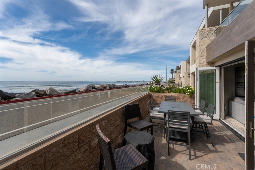 700 S The Strand 106 Property Photo 14
