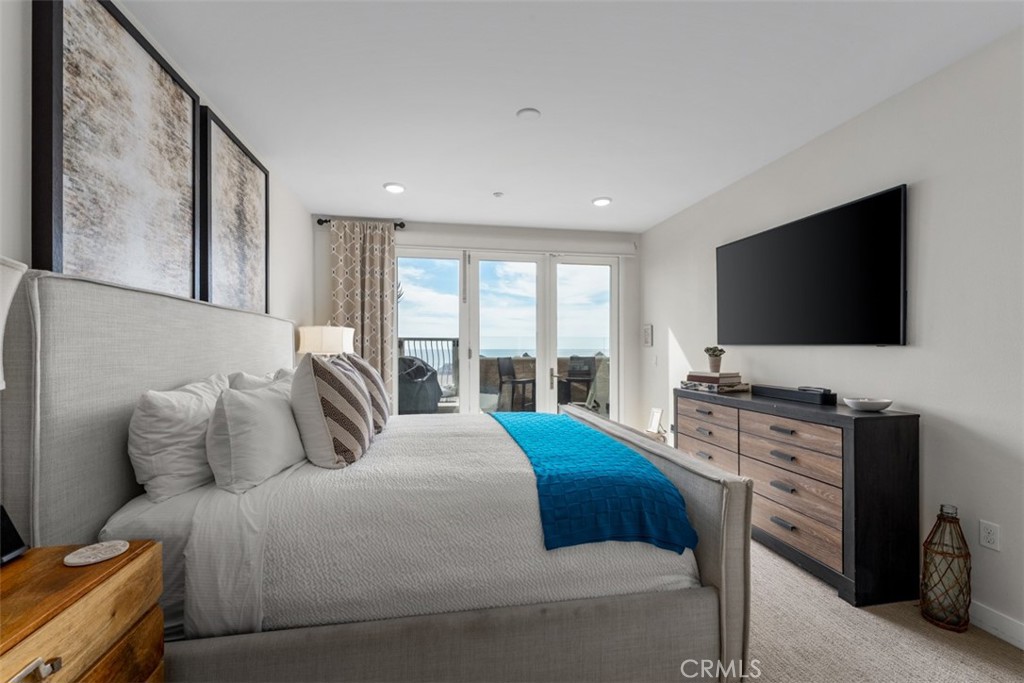 700 S The Strand 106 Property Photo 45