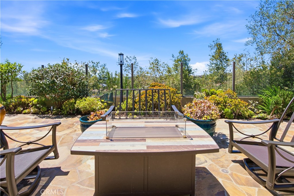 21 Via Jubilar Property Photo 8