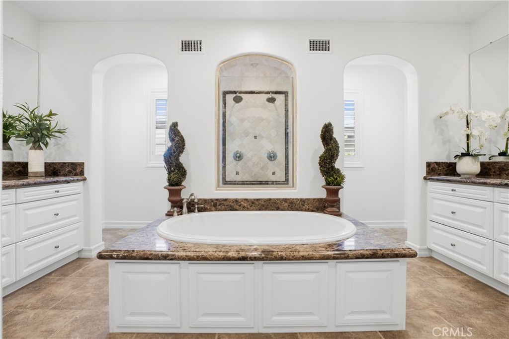 21 Via Jubilar Property Photo 44