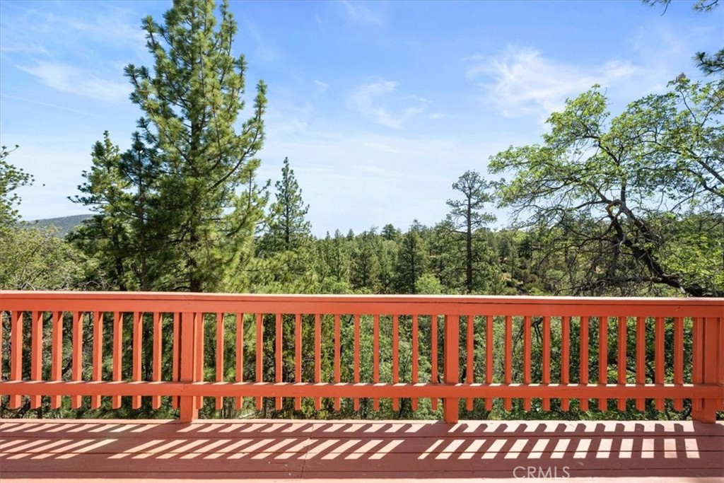 530 Villa Grove Property Photo 8