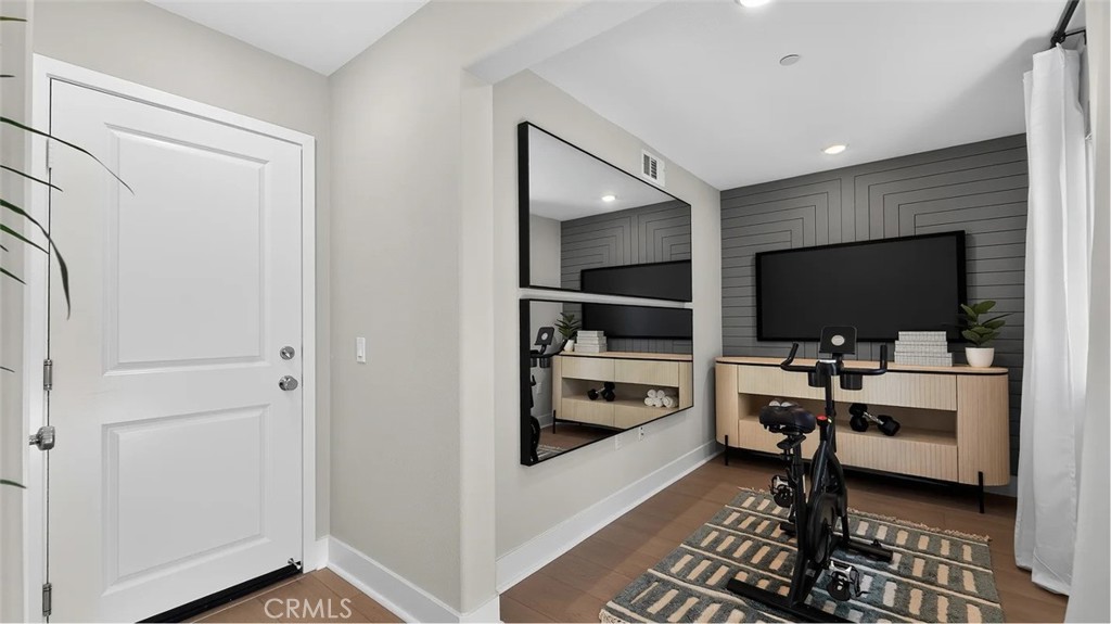 500 Park Drive 18 Property Photo 17