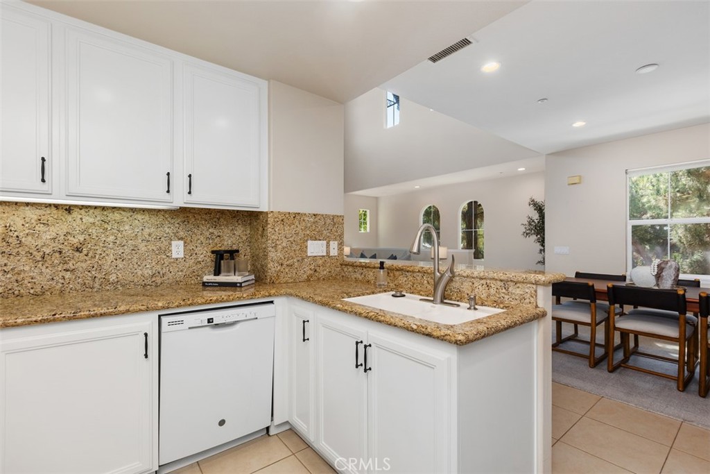 15 Gingerwood Property Photo 11