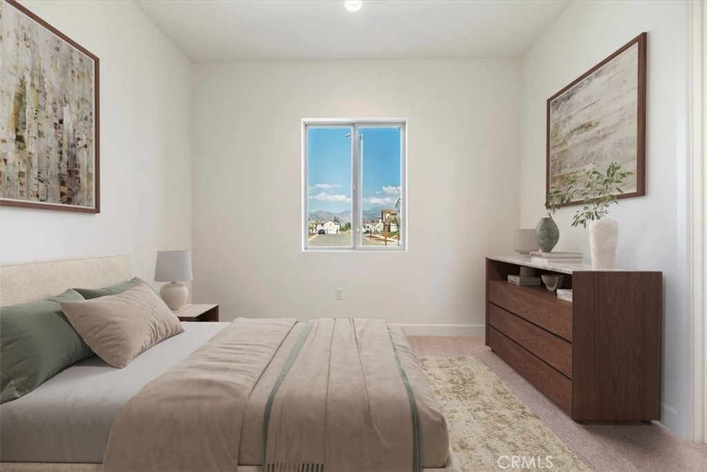 1438 E Highland Avenue Property Photo 8