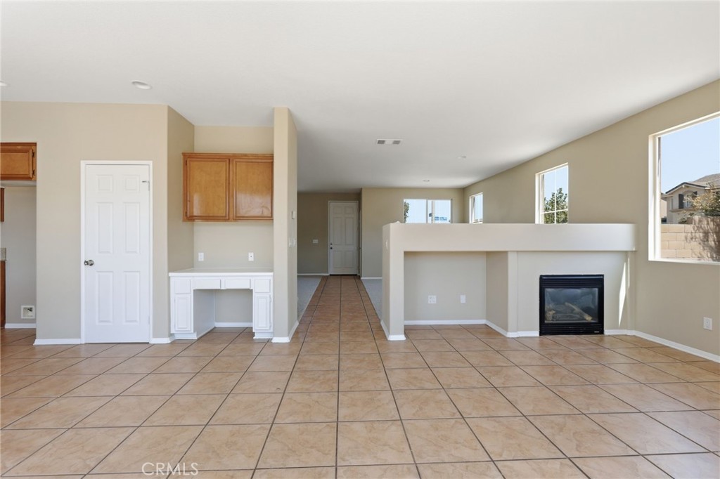 42251 Westminster Property Photo 14