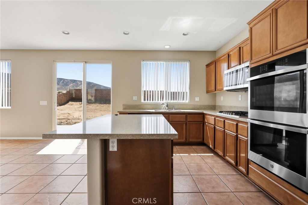 42251 Westminster Property Photo 19
