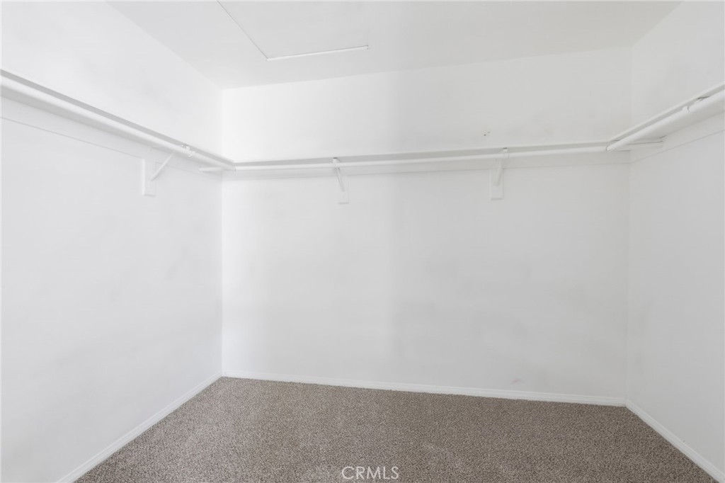 42251 Westminster Property Photo 32