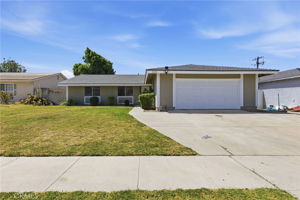 2928 Hilldale Property Photo 1