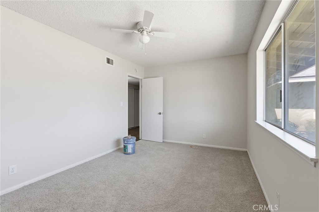 2928 Hilldale Property Photo 20