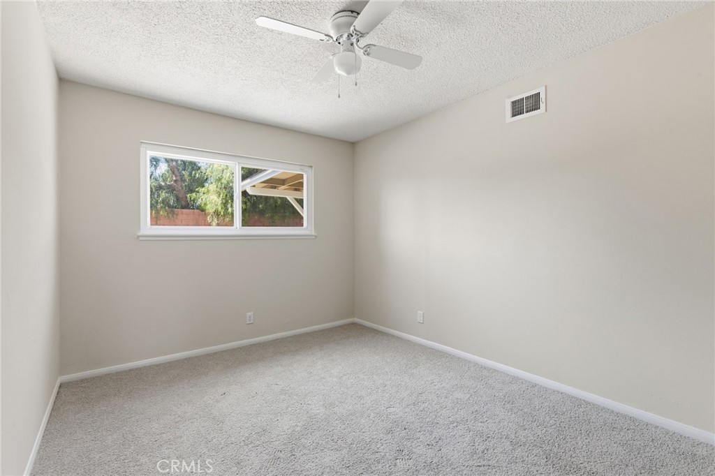 2928 Hilldale Property Photo 25
