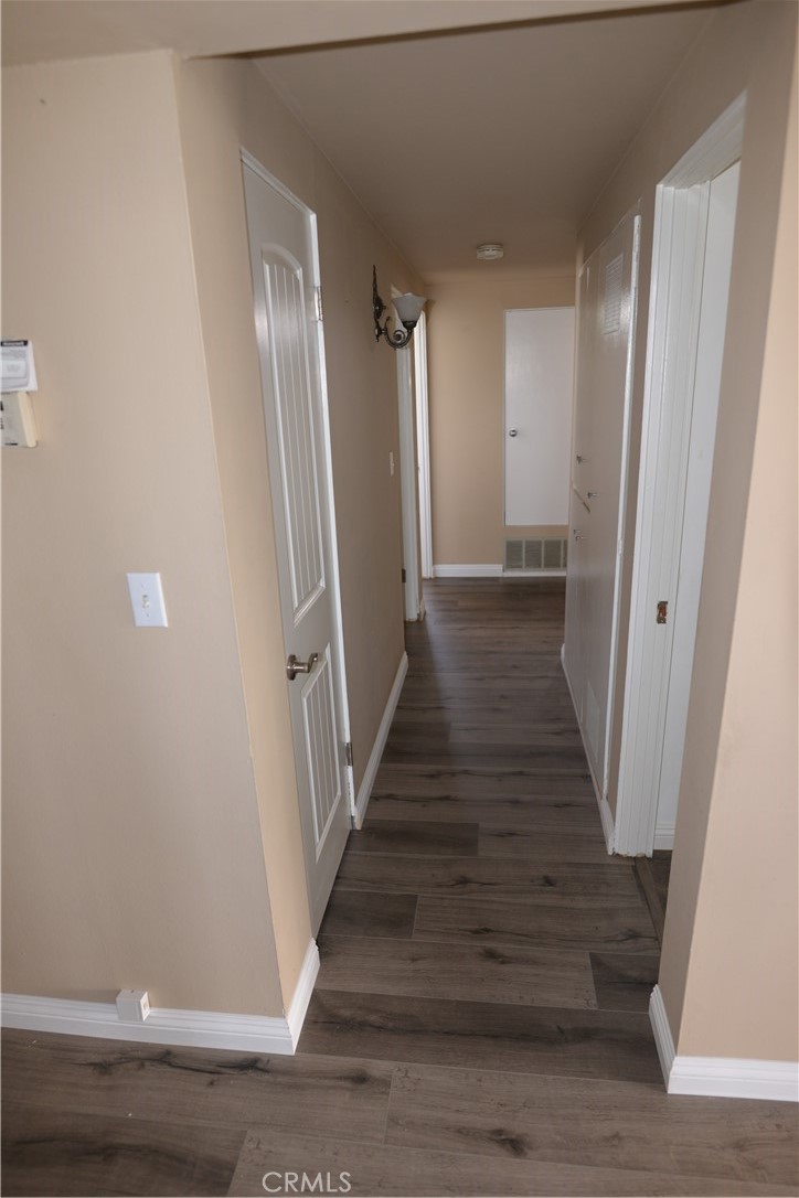 2509 E Santa Fe Property Photo 6