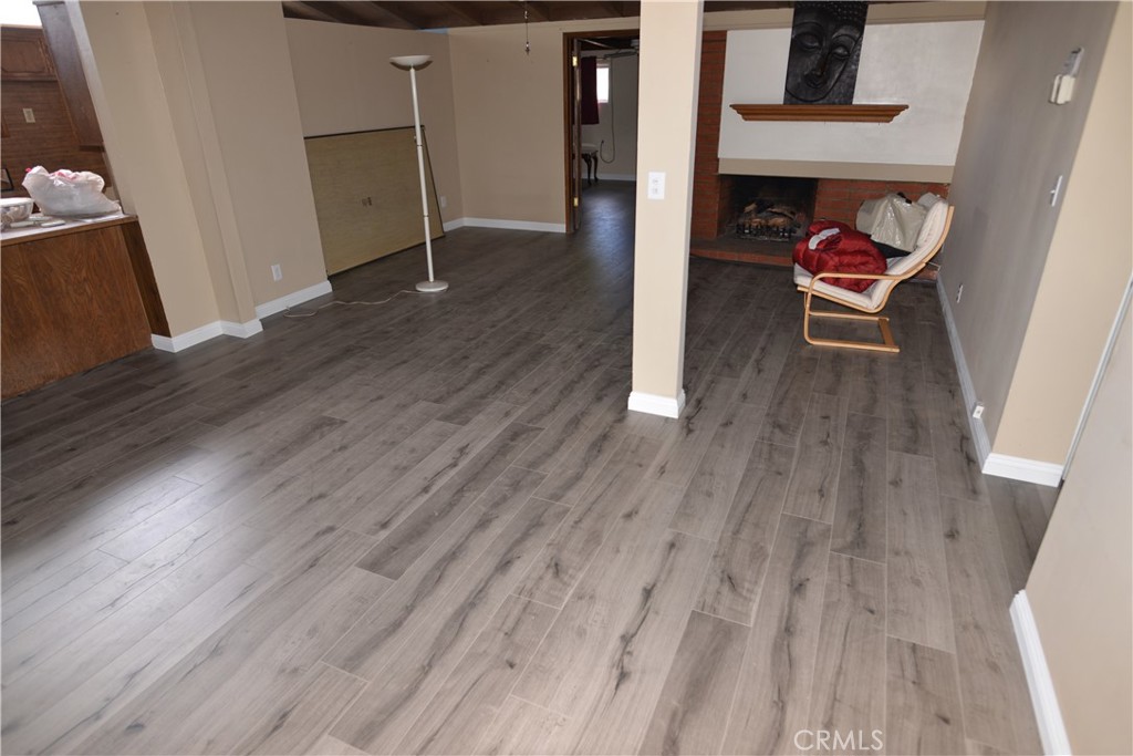 2509 E Santa Fe Property Photo 7