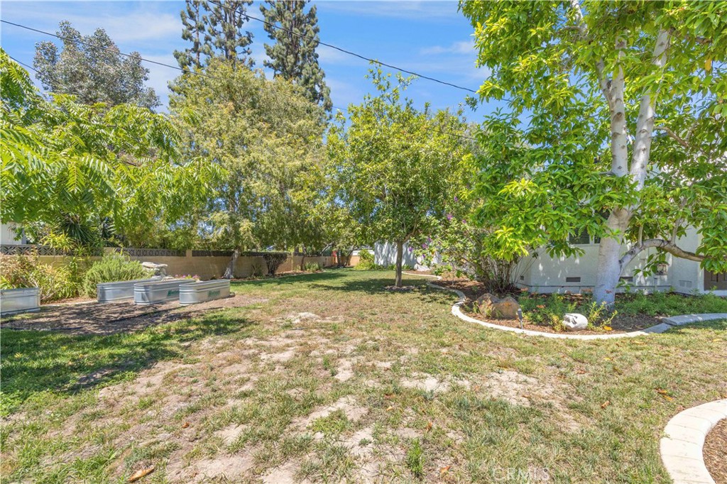 6813 E Los Santos Property Photo 30