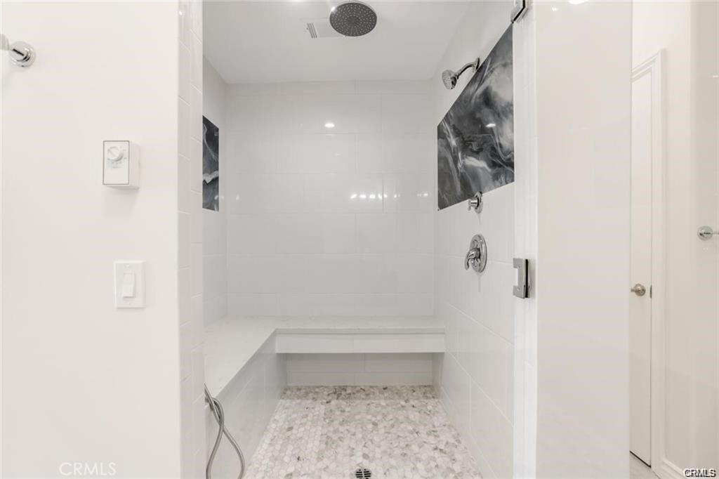 2411 N Topanga Canyon Boulevard Property Photo 13