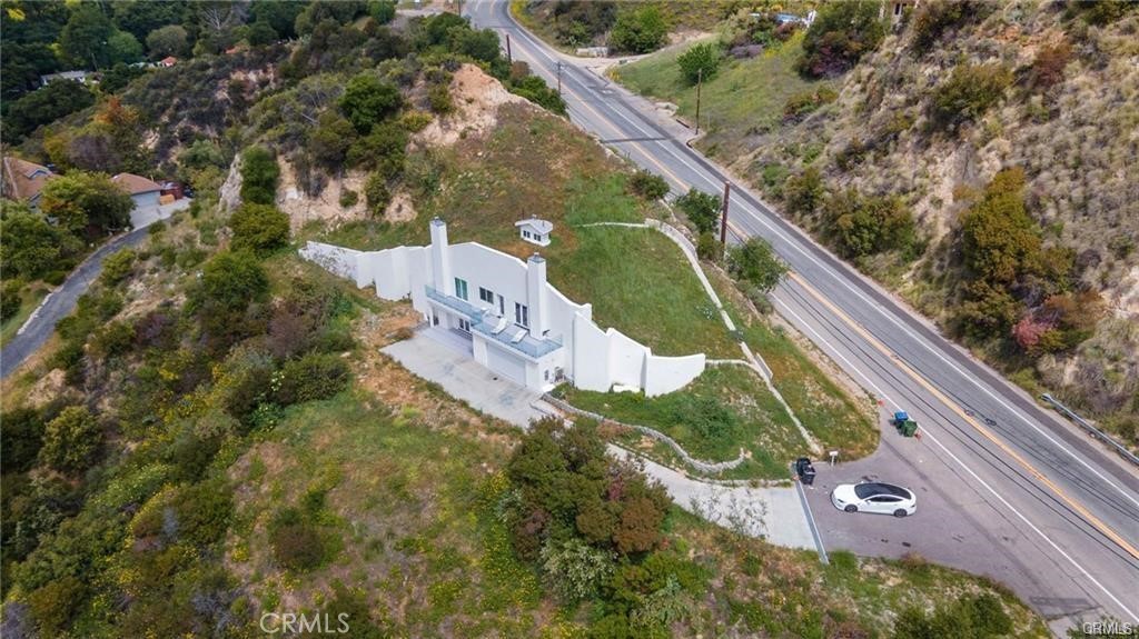 2411 N Topanga Canyon Boulevard Property Photo 20