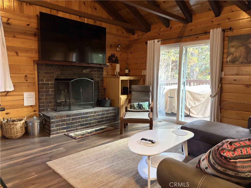 42871 Monterey Property Photo 3