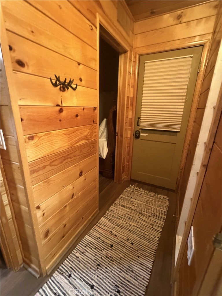42871 Monterey Property Photo 10