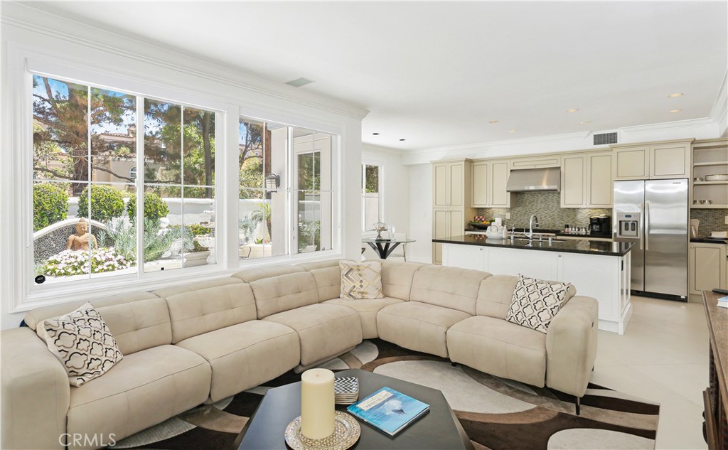 7 Lyon Property Photo 8