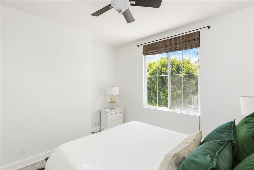 7 Lyon Property Photo 23
